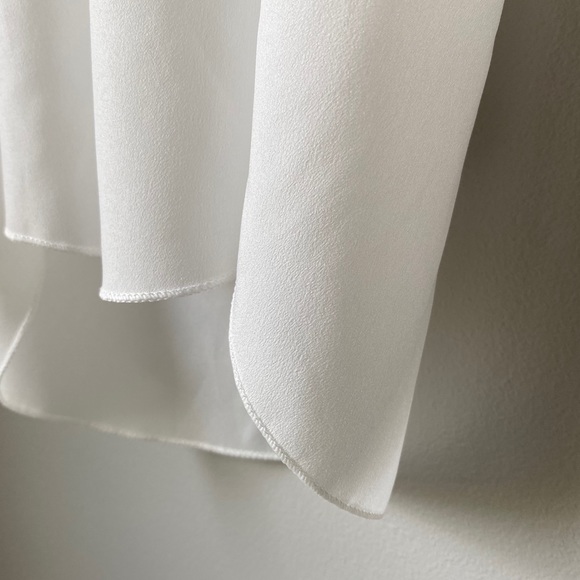 Illusion Neck Top - Picture 7 of 8